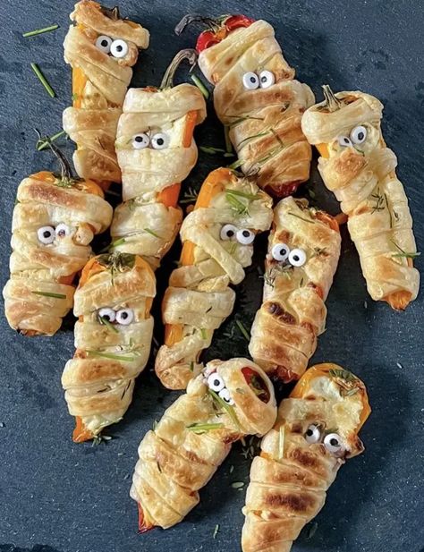 Our Halloween Favorites - Women of Today Appetizer For Kids, Halloween Party Appetizers, Perfect Halloween Party, Appetizers For Kids, Fun Halloween Food, Halloween Appetizers, Party Appetizer, Jalapeno Poppers, Halloween Food For Party