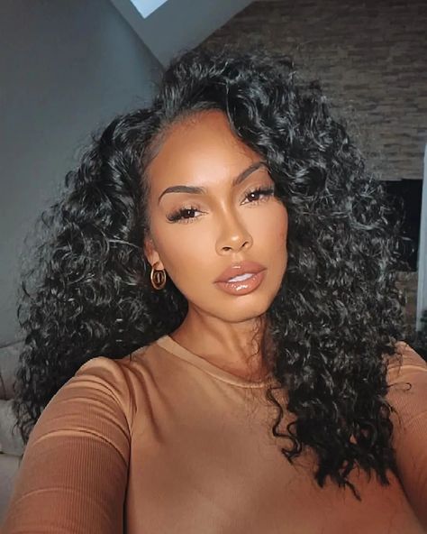 Extensions Hairstyles For Black Women, Curly Hair Black Woman, Types Of Curly Hair, Curly Hair Bundles, Curly Hair Extensions, Hair Shop, Hair Crush, Hair Collection, Perfect Curls