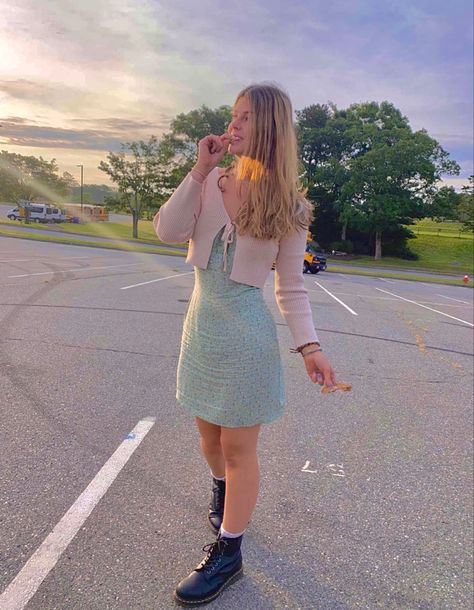 Green dress in parking lot eating bagel Dress And Cardigan Outfit Aesthetic, Cardigan Over Dress Outfit, Short Dress With Cardigan, Tie Cardigan Outfit, Cardigan And Dress Outfit, Outfits With A Tie, Dress With Cardigan Outfit, Boho Crochet Sweater, Dress And Cardigan Outfit