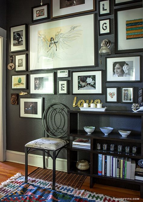 Lia Griffith's home: gallery wall  (mostly black Ikea frames)  // charcoal wall paint is Sherwin Williams Peppercorn Sherwin Williams Peppercorn, Art Display Wall, Charcoal Walls, Серая Кухня, Wall Photo, Dark Wall, Dark Walls, Trendy Home, Grey Walls