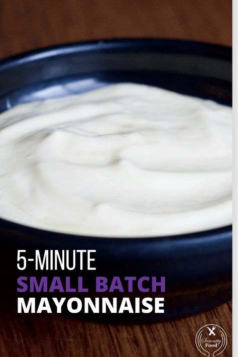 Easy and straightforward recipe for homemade mayonnaise. Perfect for when you just need a small batch for a recipe or to customize for aioli. #homemade #easyrecipes Homemade Light Mayonaise, Small Batch Mayonnaise Recipe, Small Batch Mayonnaise, Mayonnaise Homemade, Mayonnaise Recipes, Dressing Diy, Easy Sauces, Homemade Mayonnaise Recipe, Brisket Oven