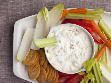 Homemade Onion Dip, Best Thanksgiving Appetizers, Onion Dip Recipe, Homemade Sour Cream, Thanksgiving Appetizer Recipes, Brown Recipe, French Onion Dip, Roasted Onions, Alton Brown