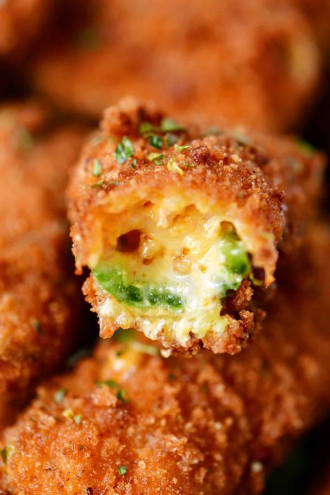 Poppers Jalapeno, Fried Jalapeno Poppers, Gunny Sack, Jalapeno Popper Recipes, Poppers Recipe, Jalapeno Recipes, Nachos Recipe, Jalapeno Poppers, Fair Food Recipes