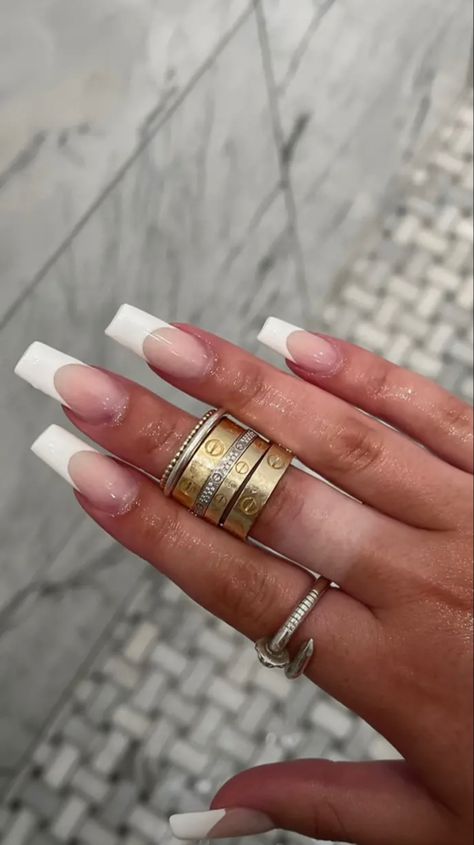 Cartier Ring Stack, Cartier Nail Ring, Cartier Love Collection, Cartier Love Ring, Gold Girl, Nail Ring, Jewelry Accessories Ideas, Dope Jewelry, Ring Stack