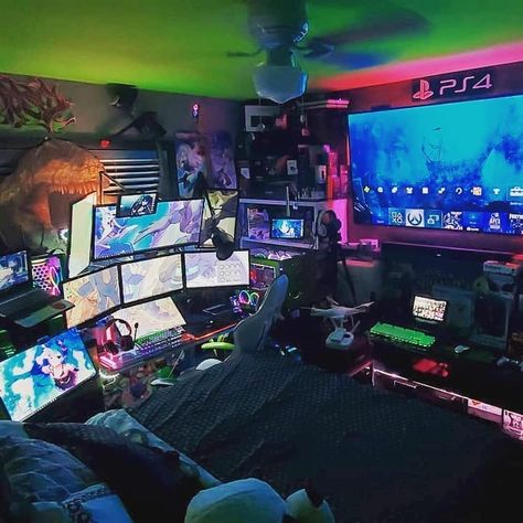 Gaming Equipment, Small Game Rooms, Retro Games Room, Best Gaming Setup, Computer Gaming Room, Home Studio Setup, Video Game Room Design, Video Game Rooms, Bedroom Setup