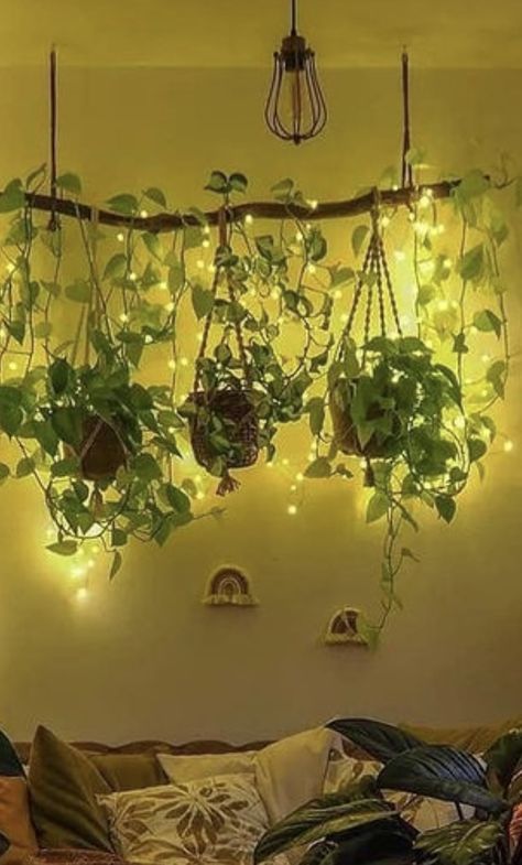 Women Cave, فن النسيج, Summer Room, Plants Hanging, Outdoor Entryway, ن�باتات منزلية, Room Cozy, Hanging Plants Indoor, Decorating Home