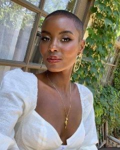 Buzzed Hair Women, Bald Head Women, Super Short Haircuts, Buzzed Hair, Tapered Natural Hair, Nape Undercut, Natural Hair Cuts, Natural Hair Short Cuts, Very Short Haircuts