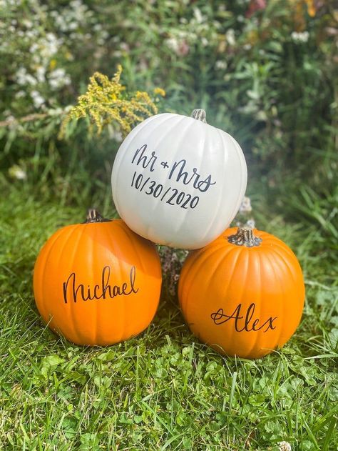 Calligraphy Pumpkin, Wedding Decals, Fall Wedding Decor, Sentimental Wedding, Pumpkin Wedding, Fall Wedding Ideas, Rustic Wedding Decorations, Outdoor Fall Wedding, Rustic Fall Wedding