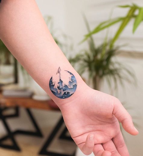 watercolor paper plane tattoo © tattoo artist Koray Karagözler ❤🌟❤🌟❤🌟❤ Watercolor Wrist Tattoo, Paper Airplane Tattoo, Daniel Tattoo, Paper Airplane Tattoos, Paper Plane Tattoo, Plane Tattoo, Empowering Tattoos, Airplane Tattoos, Watercolor Tattoos