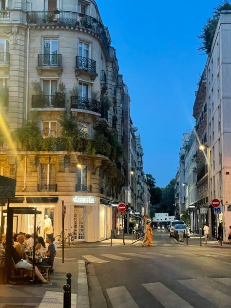 Parisian Streets Aesthetic, Paris Aesthetic Street, French Streets Aesthetic, Small French Town Aesthetic, European Street Aesthetic, French Athestic, Blockburg Town, French Town Aesthetic, French Asethic