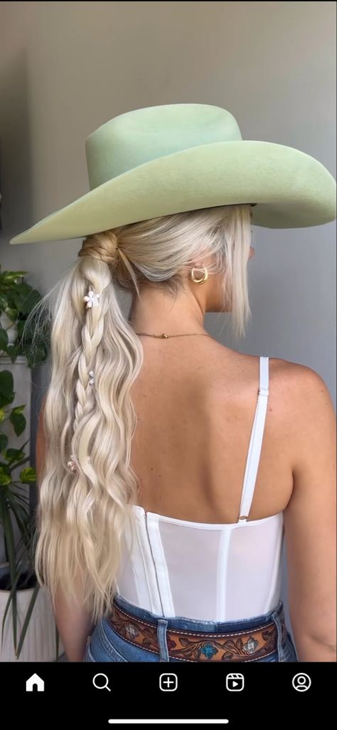 Hair Under Cowboy Hat, Western Outfit Hairstyles, Cowgirl Updo Hairstyles, Prom Hairstyles With Cowboy Hat, Western Women Hairstyles, Nfr Hair Styles, Rodeo Hair Hairstyles With Hat, Updo With Cowboy Hat, Western Ponytail Hairstyles