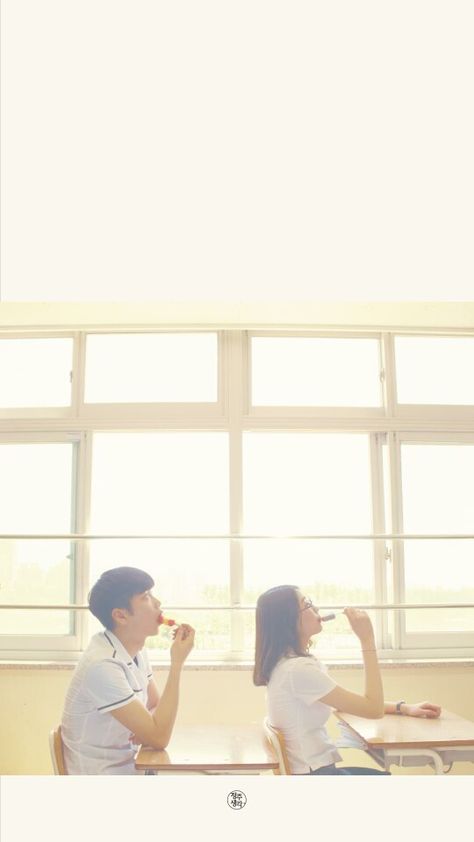 student couple Student Couple Aesthetic, Korean Student Couple, Japan Student, Student Couple, Couple Korean, Pose Fotografi, Ulzzang Couple, Japanese School, Avatar Couple