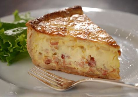 A flaky pie crust filled with a simple, timeless, lighter-than-air quiche flavored with bacon, onion, Gruyère cheese, and nutmeg. Quiche Lorraine Recipe, Flaky Pie Crust, Quiche Lorraine, Quiche Recipes, Deep Dish, Clean Eating Snacks, Lorraine, Quiche, Breakfast Brunch