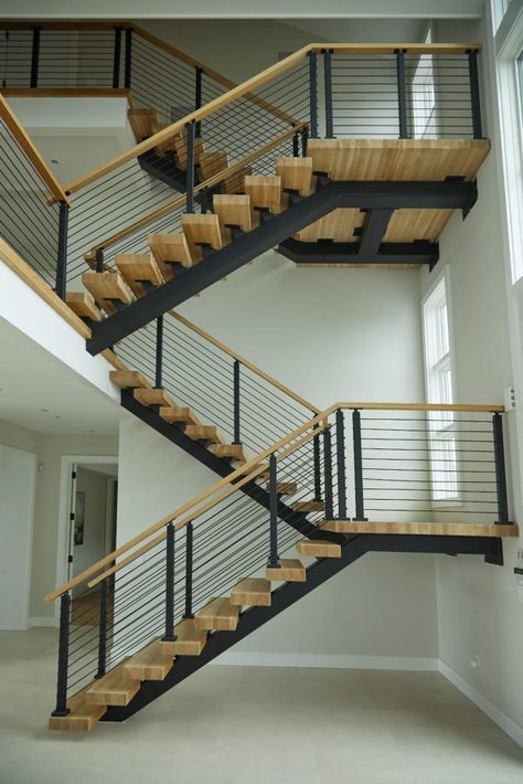 Switchback Stairs, Modern Staircase Railing, Steel Stairs Design, Steel Railing Design, Staircase Design Modern, Staircase Railing Design, Stair Railing Design, Open Staircase, Steel Stairs