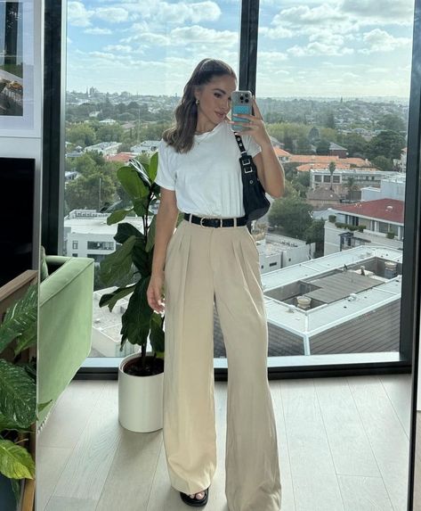 Work Pants for Women: Mastering Style, Comfort, and Functionality Stone Pants Outfit, Beige Trousers Outfit Casual, Nude Pants Outfit, Beige Pants Outfit Ideas, Style Beige Pants, French Inspired Outfits, Trousers Outfit Casual, Beige Pants Outfit, Work Pants For Women