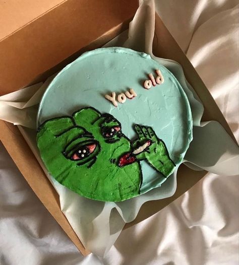 Men’s Birthday Cake Ideas Funny, Birthday Cakes For Men 21, Funny Birthday Cake For Boyfriend, Funny Lunchbox Cake, Boyfriend Cake Ideas Birthdays, Funny Cake Designs For Men, Funny Bday Cakes For Men, Funny Birthday Cakes For Men Boyfriends, Boyfriend Bday Cake