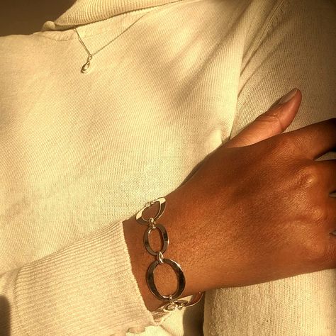 FINE JEWELRY TO CHERISH - Sterling silver bracele with a T-bar clasp. Length 7.67". Fits a wrist size of up to 7.08". Width 0.86". Weight 12.30 grams. This solid 925 silver bracelet makes a stunning luxury friendship bracelet. SOLID 925 STERLING SILVER - 100% genuine sterling silver containing 92.5% by weight of silver - this jewelry is both hypoallergenic and nickel free. Hammered Silver Jewelry, Textured Bracelet, Circle Bracelet, Bar Bracelet, 925 Silver Bracelet, Toggle Bracelet, Bar Bracelets, Statement Bracelet, Hammered Silver