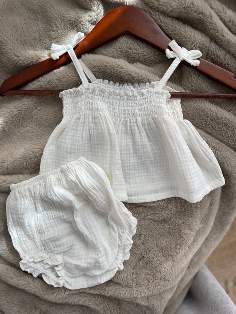 Baby Clothes Aesthetic Girl, Baby Girl Clothes Aesthetic, Baby Wishlist, Baby Closet, Baby Inspiration, Baby Fits, Baby Necessities, Dream Baby, Creation Couture