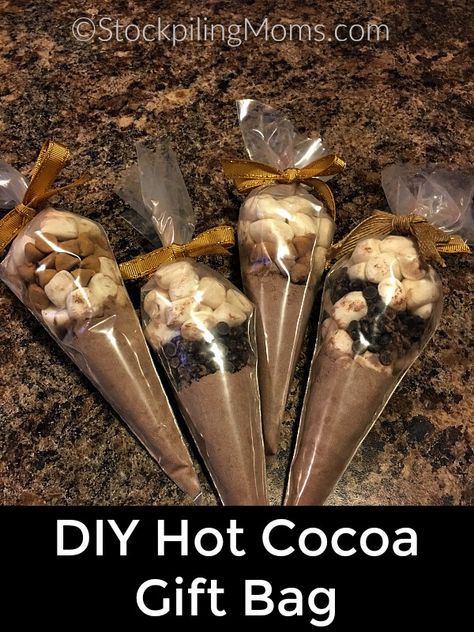 Diy Hot Cocoa Gift, Hot Chocolate Party Favors, Hot Cocoa Gift Ideas, Hot Cocoa Mix Gift, Diy Hot Chocolate Mix, Hot Chocolate Favors, Hot Cocoa Mix Recipe, Chocolate Party Favors, Hot Chocolate Mix Recipe