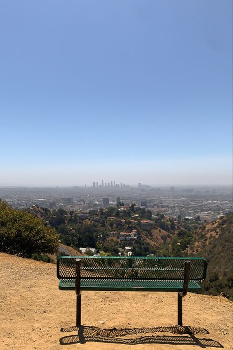 View of Los Angeles from Griffith park Los Angeles Hike Aesthetic, La Hike Aesthetic, Griffith Park Hike, La Hikes, Usa Life, Hikes In Los Angeles, California Hills, Escondido California, Los Angeles Aesthetic