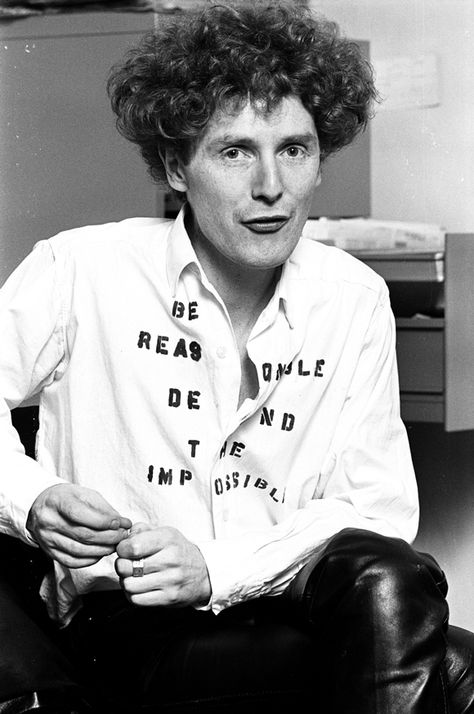 Malcom Mclaren, Malcolm Mclaren, Guy Debord, Celebrities Who Died, 70s Punk, Punk Movement, Fashion Displays, Mode Punk, Punk Scene