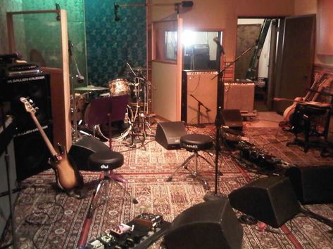 Basement Recording Studio, Music Studio Room Aesthetic, Studio Aesthetics, Musician Room, Josh Klinghoffer, Home Recording Studio Setup, Recording Studio Setup, Rehearsal Studios, Home Music Rooms