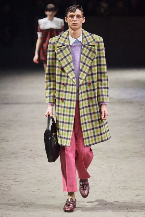 Gucci Outfit Men, Gucci Fall 2020, Gucci Fall 2014, Gucci Spring 2017, Gucci 2020, Gucci Menswear, Gucci Outfit, Chic Et Choc, 2016 Menswear