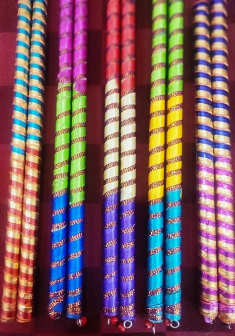 Dandiya Sticks, Navratri Dandiya, Garba Dance, Wedding Dancing, Unique Party Favors, Wedding Dance, Made Of Wood, Teak Wood, Embroidered Friendship Bracelet