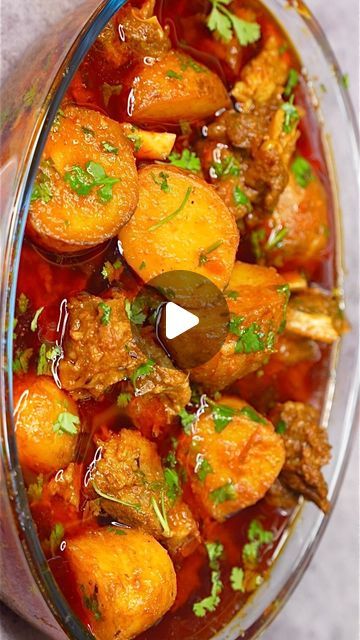 Aloo Gosht Recipe, Aloo Ghost, Mutton Recipes Indian, Aloo Gosht, Gosht Recipe, Aloo Recipes, Mutton Recipes, Indian Recipes, Indian Food