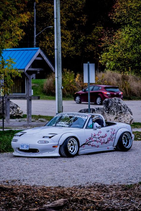 1992 Mazda MX-5 Miata Pandem Rocket Bunny Widebody Kit on Aero Race Wheels & Coilover Suspension— Built by Will Keetch. (@kill.weetch). Miata Mods, Rocket Bunny Kit, Miata Car, Cars Street, Rocket Bunny, Hypebeast Streetwear, Mazda Mx 5 Miata, Mx 5 Miata, Coilover Suspension