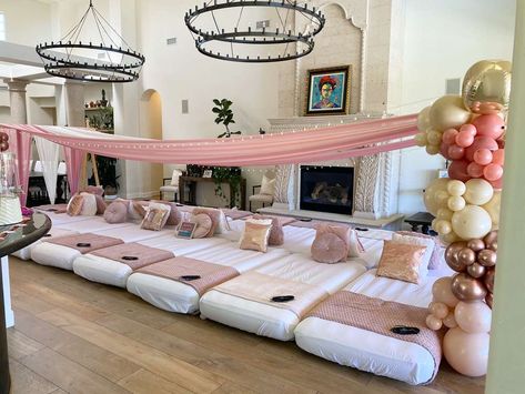 Canopy Sleepover, Slumber Party Decorations, Spa Sleepover Party, Rose Gold Birthday Party, 12th Birthday Party Ideas, Sleepover Room, Birthday Sleepover Ideas, Sleepover Tents, Birthday Rose Gold