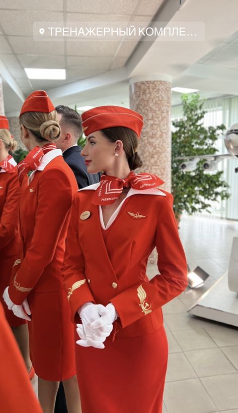 Emirates Flights, Stewardess Uniform, Airline Uniforms, Flight Attendant Uniform, Air Asia, Flight Attendant Life, Feminine Skirt, Passenger Aircraft, Long Haul Flight