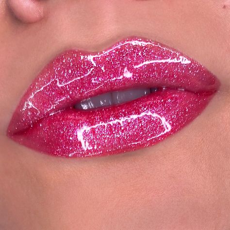 Watermelon Suga Lip Gloss – Jadah Glam Shimmer Lipstick, Pink Gloss, Lip Art Makeup, Vegan Ingredients, Gloss À Lèvres, Kissable Lips, Daily Yoga, Hot Lips, Lip Art