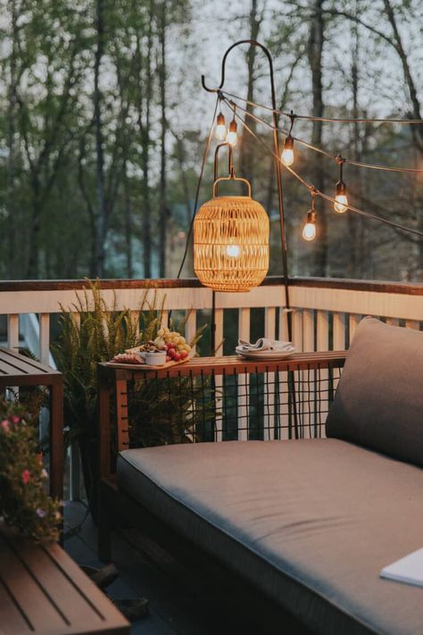 Small Deck Inspiration, Outdoor Furniture Layout Ideas, Small Deck Decor, Small Back Deck Decorating Ideas, Deck Furniture Ideas, Small Deck Furniture Layout, Small Deck Ideas, Small Deck Furniture, Patio Lighting Ideas