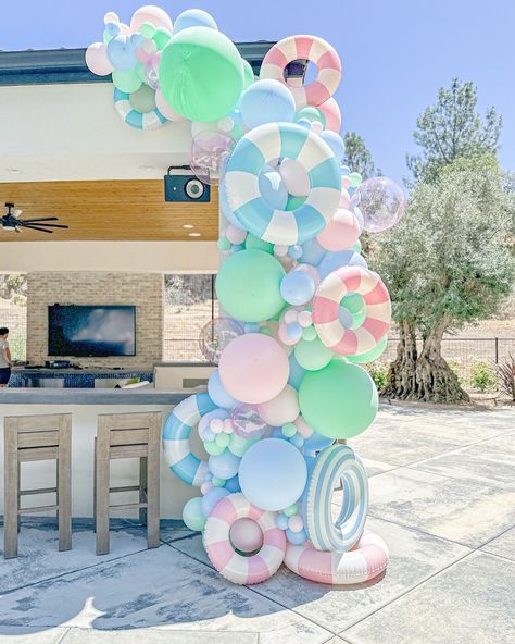 It’s POOL PARTY Szn! 🥳 Hire us to make a splash at your next swimming soirée! 💦 #poolparty #backyardparty #balloongarland #balloondecor #poolpartydecor ⠀⠀⠀⠀⠀⠀⠀⠀⠀ Marquee: @alphalitsacramento Swimming Pool Party Themes, Swimming Pool Party Ideas Decor, Swimming Pool Party Ideas, Preppy Pool Party, Adult Pool Party Decorations, Pool Party Adults, Dance Theme, Pool Party Themes, Party Swimming Pool