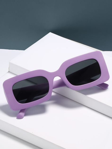 Pretty Sunglasses, Purple Glasses, Classy Glasses, Glasses Frames Trendy, Fancy Glasses, Sunglasses Purple, Sun Glasses Women, Funky Glasses, Purple Accessories