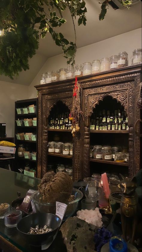 Candle Store Aesthetic, Candle Shop Aesthetic, Candle Making Station, Candle Business Aesthetic, Winter Goals, Witch Store, Aesthetic Candle, Metaphysical Store, Witch Shop