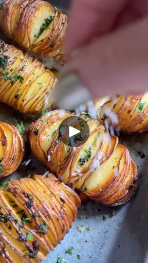 655 reactions · 242 shares | ‏Roasted Red Potatoes with Garlic, Butter and Herbs. ‏These roasted red potatoes are absolute perfection, thanks to garlic, butter, herbs, Parmesan. Beautifully crisp on the outside, tender and fluffy inside. ‏Ingredients: ‏Red potatoes ‏Garlic ‏Butter ‏Herbs ‏Salt ‏Parmesan cheese ‏@a_wee_kitchen ‏#potatoes #food #foodporn #foodie #potato #foodphotography #instafood #yummy #dinner #foodstagram #foodblogger #delicious #homemade #foodlover #cooking #healthyfood #chicken ‏#vegan #homecooking #tasty #lunch #vegetables #carrots #cheese #vegetarian #garlic #kartoffeln #instagood #tomatoes #fries | Chef AL keif شيف عالكيف | William Stark · Do You Like Potatoes Lunch Vegetables, Mixture Recipe, Potatoes In Oven, Roasted Red Potatoes, Oven Roasted Potatoes, Parmesan Potatoes, Tasty Lunch, Potato Sides, Dinner Sides