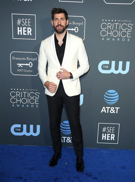 John Krasinski White Outfit Ideas, John Krasinski, White Suit, White Outfit, Choice Awards, White Blazer, Outfit Ideas, Carpet, Blazer