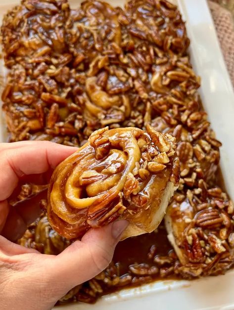 Sticky Buns Sourdough, Sourdough Pecan Rolls, Pecan Sourdough Bread, Sticky Bun Focaccia, Sourdough Discard Sticky Buns, Sourdough Discard Carmel Rolls, Carmel Rolls Sourdough, Sourdough Pecan Sticky Buns, Sourdough Sticky Buns Cinnamon Rolls