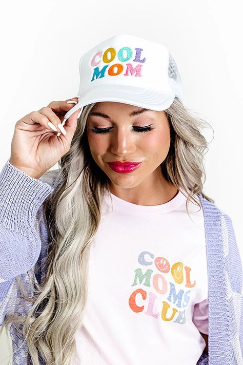 Hey Cowboy Embroidered Trucker Hat Embroidered Lettering, Cool Mom, Impressions Online Boutique, Moms Club, Women Clothing Boutique, Casual Street Style, Best Mom, Online Womens Clothing, Boutique Clothing