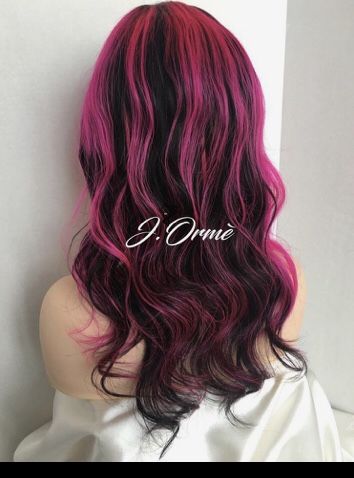 Cute Hair Ideas Dyed, Front Prices Of Hair Dyed, Cute Ways To Color Your Hair, Pink Tips Hair Black, Cool Ways To Dye Your Hair Color Trends, Whole Head Dyed Hair, Pink Bolyoge Hair, Black N Pink Hair, Hair Idies