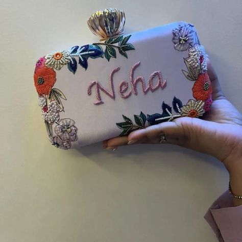 Highlighted embroidered customised name clutch with rose knob 🌹 Any name can be customised Price: ₹1450/- Size: 8 by 4 inch Single side work Both side same print Making time 12-15 days Shipping free within India ✈️ . ✨To place an order DM or whatsapp us on +916284591082 . . Follow @clutches_by_rohika for more designs💞 . We ship worldwide🌍 . We customise happiness ❤️ . . Ordering procedure : - Make payment through Gpay, phonepe or bank transfer (net-banking) - Share payment screensh... Side Work, Both Sides, Make Time, Highlights, Print Making, Canning