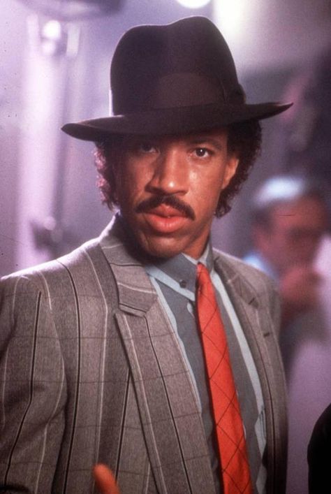 Lionel Richie - Running With the Night Colourful Pictures, 80s Songs, Music Genius, 90s Men, Old School Music, Hip Hop And R&b, Lionel Richie, Love My Man, Country Music Singers