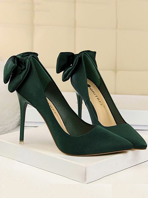 Slytherin Heels, Green Heels Outfit, Dark Green Heels, Quince Heels, Emerald Green Heels, Satin High Heels, Princess Heels, Green High Heels, Bow Fashion