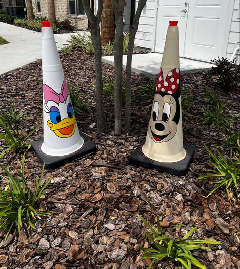 Traffic Cone Painted, Traffic Cone Painting Ideas, Cone Painting Ideas, Cup Pong, 2014 Grunge, Cone Painting, Cone Ideas, Traffic Cone, Tufted Rugs