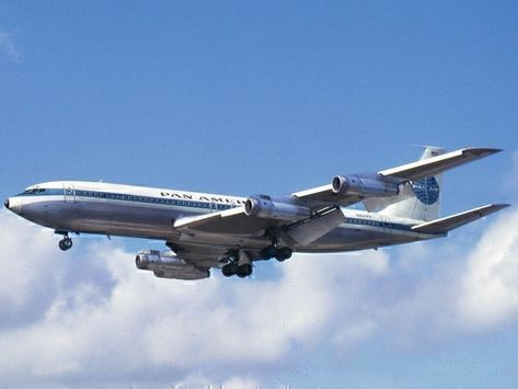 Pan American Airlines, Pan American Airways, Airplane Hangar, Small Aircraft, Boeing 707, Passenger Aircraft, British Aircraft, Pan Am, Pan American