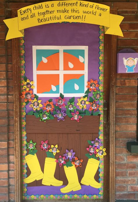 April!❤ April Kindergarten Classroom Door, May Classroom Door Ideas Preschool, Spring Sunday School Decorations, Spring Classroom Bulletin Board Ideas, Spring Door Decorations For Preschool, Spring Time Door Decorations Classroom, Spring Door For Classroom, April Classroom Decorations, Spring Wall Decor Classroom