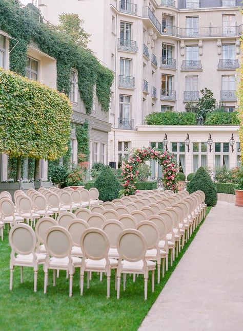 Ritz Paris Wedding, Late Fall Wedding, Paris Wedding Venue, Parisian Garden, Paris Garden, 2nd October, Wedding In Paris, Ritz Paris, Parisian Wedding