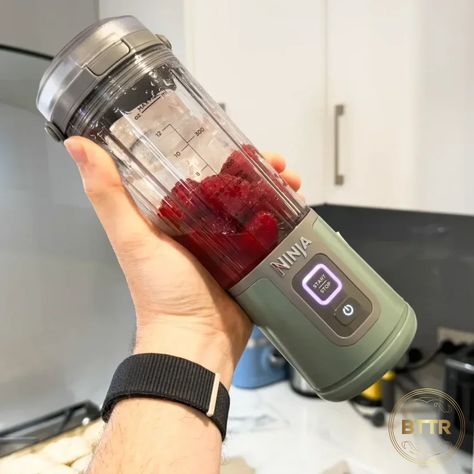 The sun's out, so it's time to pull out the @ninjakitchenau Blast portable blender for smoothies and iced coffees on the go. Search Ninja Blast on BTTR.reviews for our full review. #ninjakitchenau #reviews #blenders #portableblender #review #appliances Portable Blender, Iced Coffee